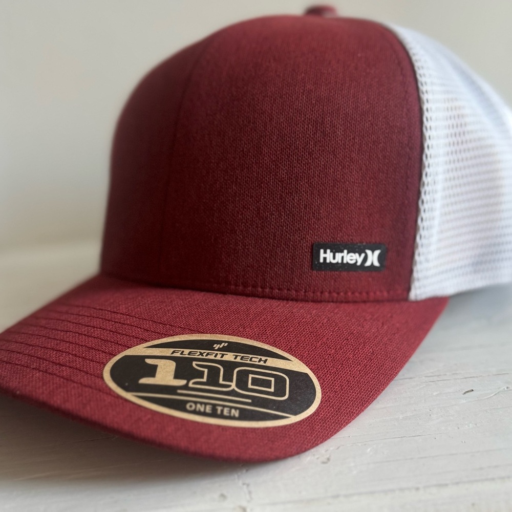 NWT Hurley Men’s League Dri Fit SnapBack Trucker Hat - Maroon w/White Mesh Back